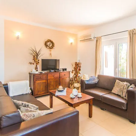 Casa de Férias Holiday Home Karoli - Kst256 Kaštelir